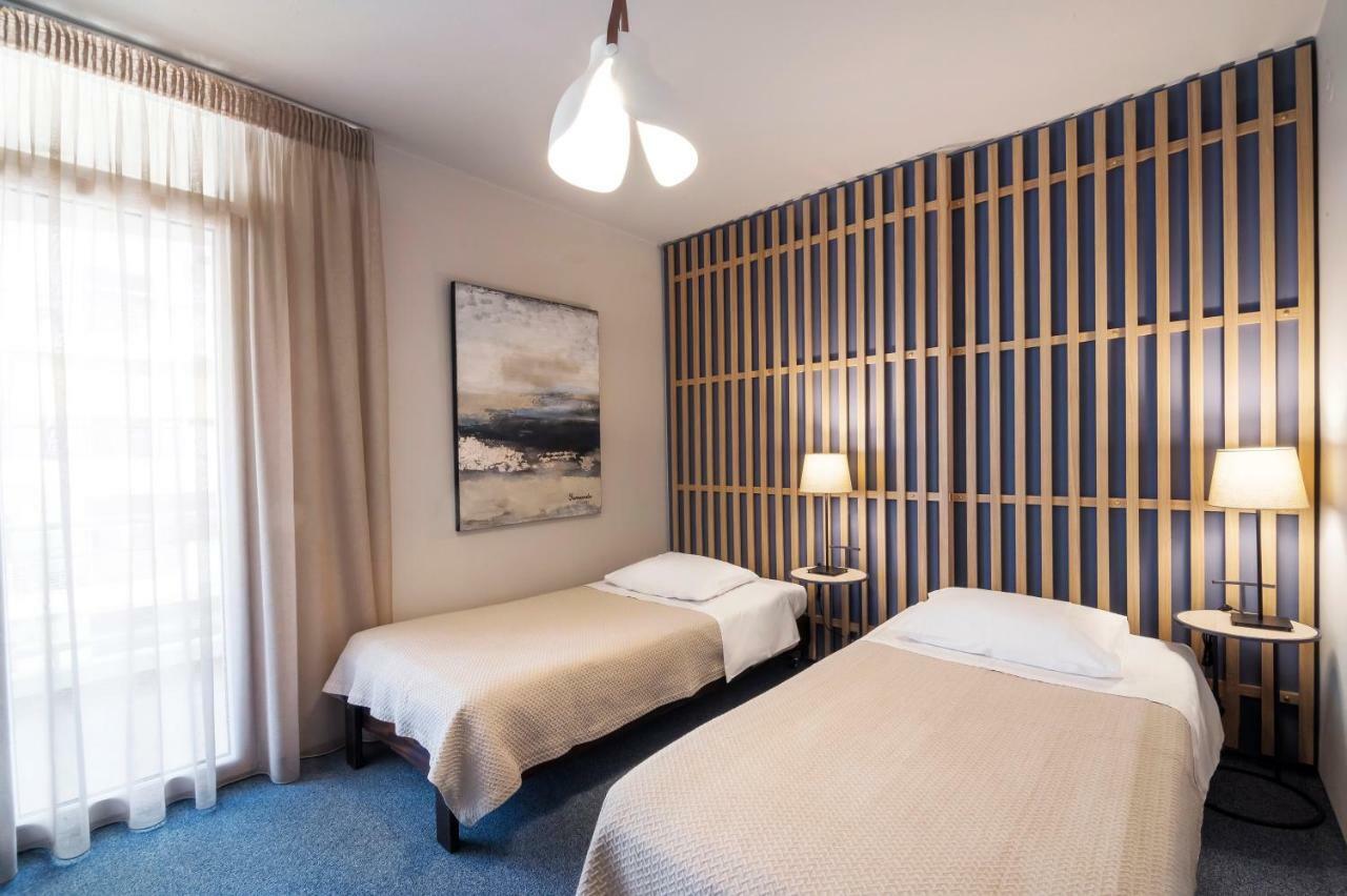Premium Two-Bedroom Apartment Side Sea View